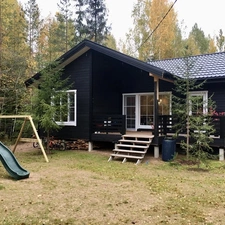 Проект дома для семьи: 1 этаж, 90 кв.м., 2 спальни, 2 с/у, котельная и терраса